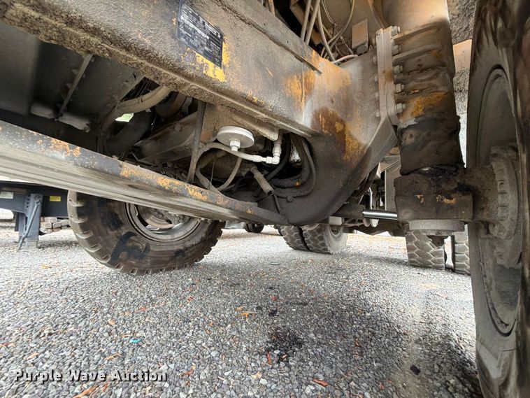 image for item YA4857 2013 Caterpillar 771D haul truck