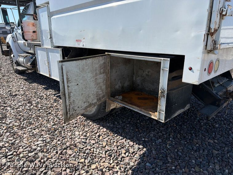 image for item YA4859 2015 Ford F750 Super Duty forestry bucket truck