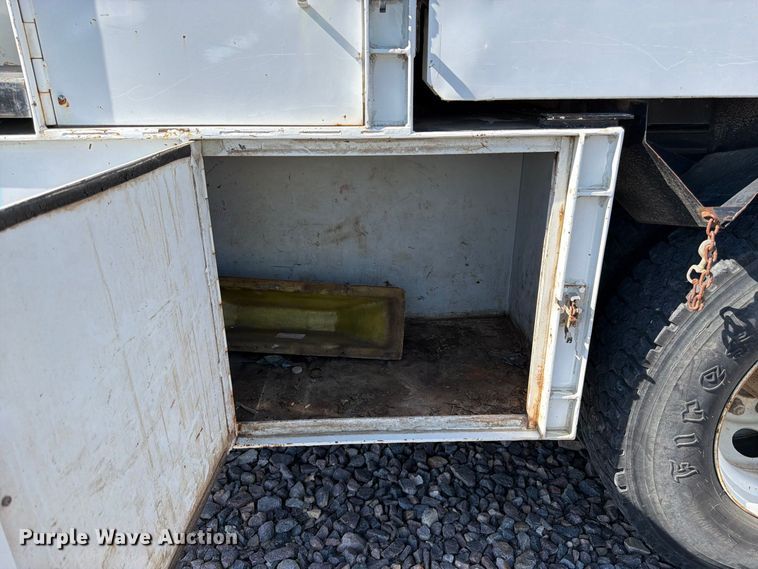 image for item YA4859 2015 Ford F750 Super Duty forestry bucket truck