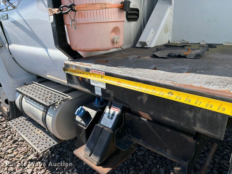 image for item YA4859 2015 Ford F750 Super Duty forestry bucket truck
