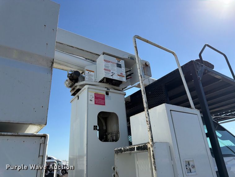 image for item YA4859 2015 Ford F750 Super Duty forestry bucket truck
