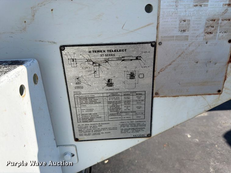 image for item YA4859 2015 Ford F750 Super Duty forestry bucket truck