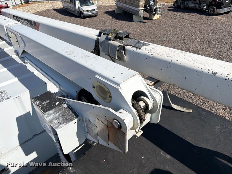image for item YA4859 2015 Ford F750 Super Duty forestry bucket truck
