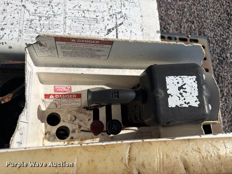 image for item YA4859 2015 Ford F750 Super Duty forestry bucket truck