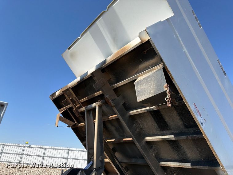 image for item YA4859 2015 Ford F750 Super Duty forestry bucket truck