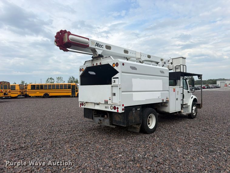 image for item YA4904 2015 Freightliner Business Class M2 forestry bucket truck