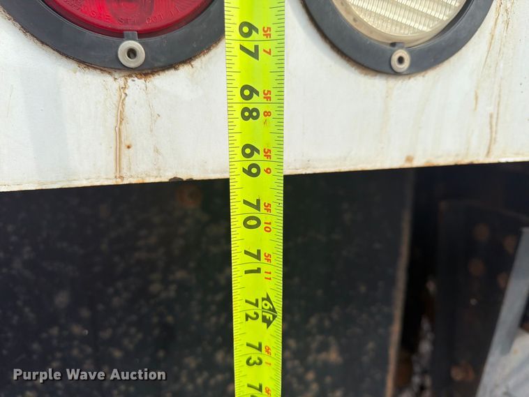 image for item YA4904 2015 Freightliner Business Class M2 forestry bucket truck