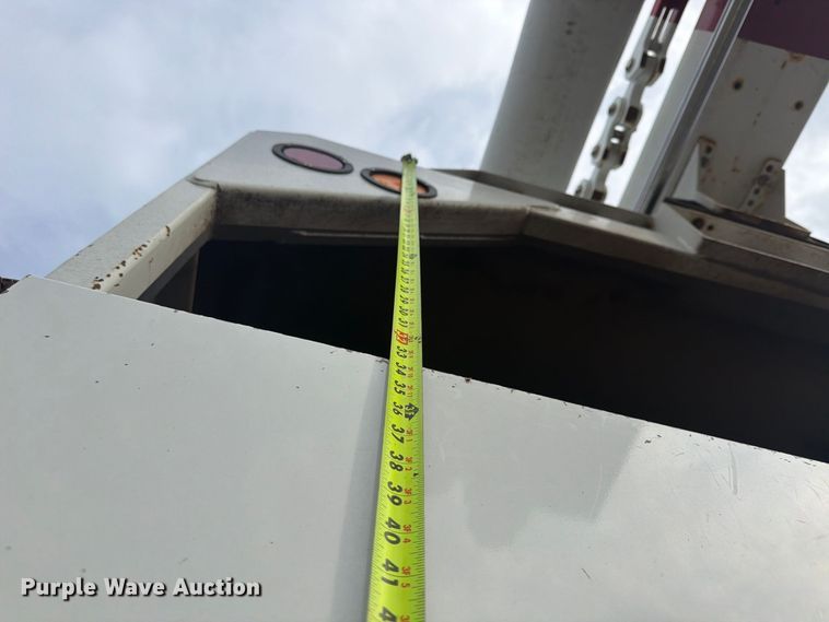 image for item YA4904 2015 Freightliner Business Class M2 forestry bucket truck
