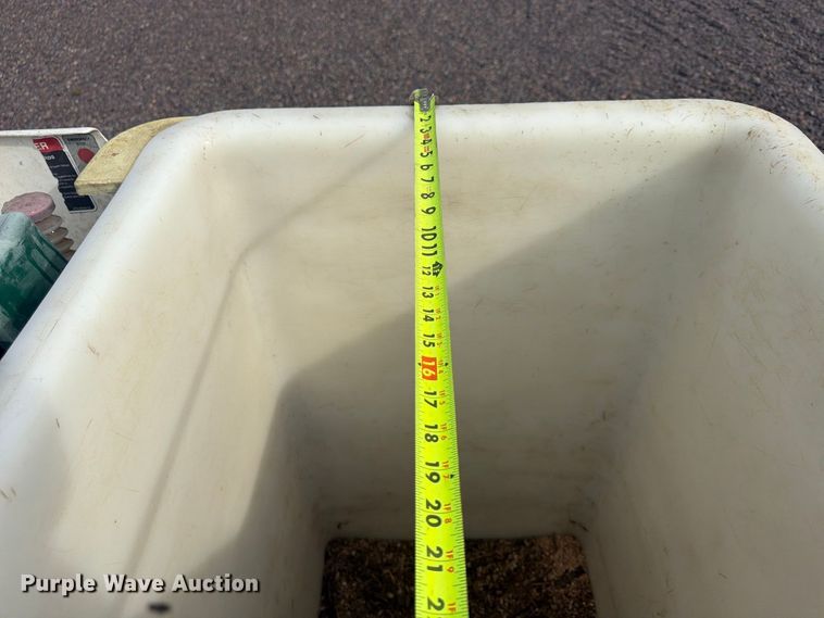 image for item YA4904 2015 Freightliner Business Class M2 forestry bucket truck