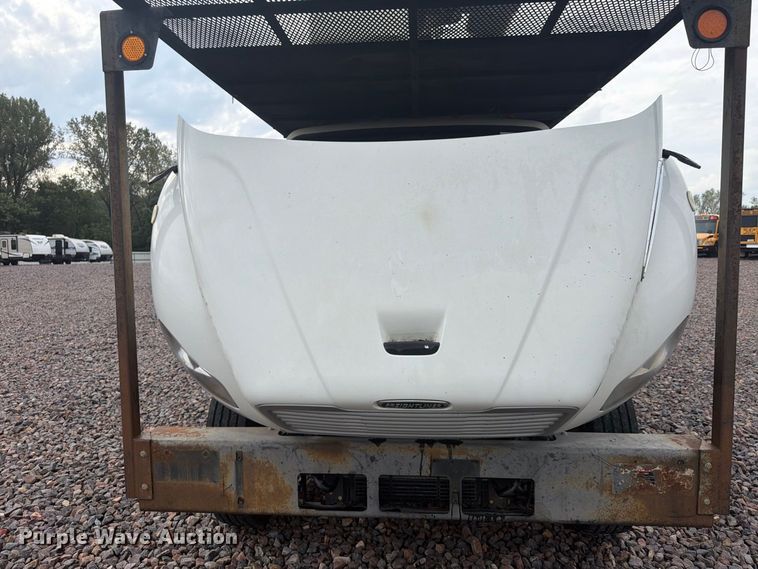 image for item YA4904 2015 Freightliner Business Class M2 forestry bucket truck