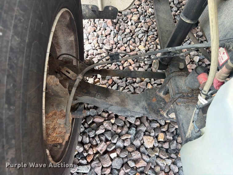 image for item YA4904 2015 Freightliner Business Class M2 forestry bucket truck