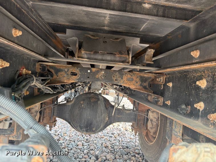 image for item YA4904 2015 Freightliner Business Class M2 forestry bucket truck