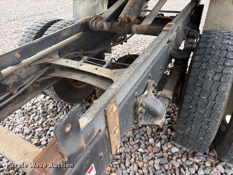 image for item YA4904 2015 Freightliner Business Class M2 forestry bucket truck