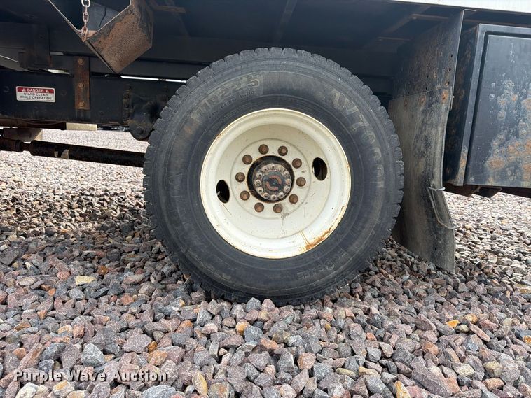 image for item YA4904 2015 Freightliner Business Class M2 forestry bucket truck