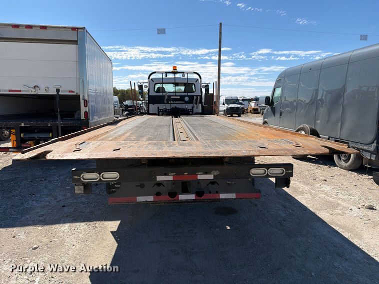 image for item YA5132 2019 Freightliner Business Class M2 rollback truck