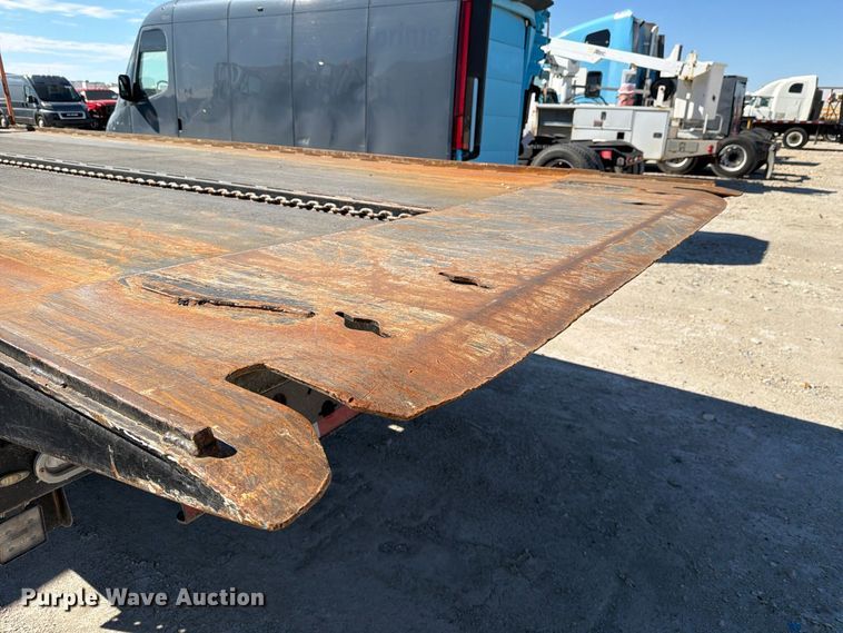 image for item YA5132 2019 Freightliner Business Class M2 rollback truck