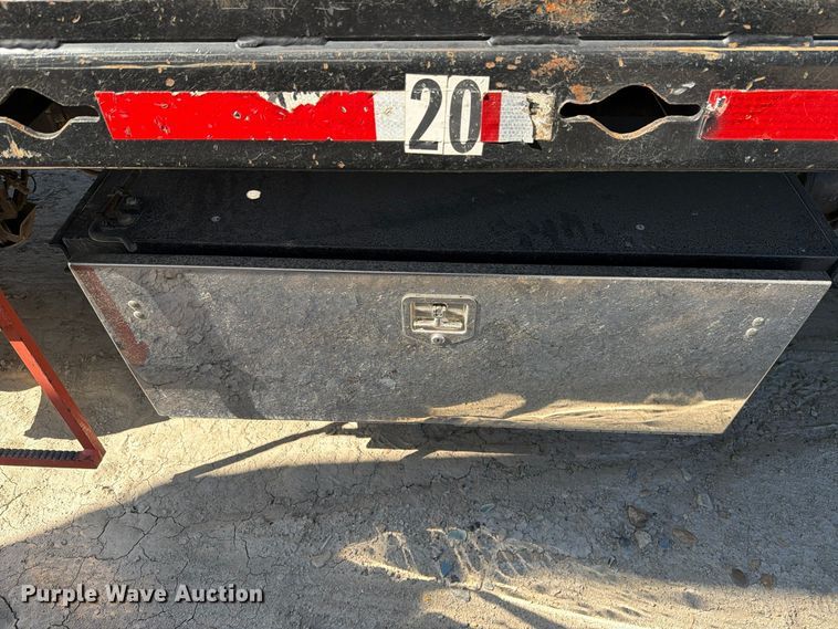 image for item YA5132 2019 Freightliner Business Class M2 rollback truck