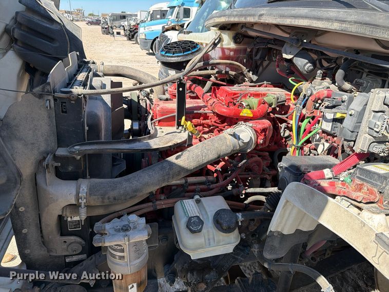 image for item YA5132 2019 Freightliner Business Class M2 rollback truck
