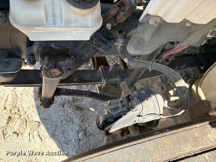 image for item YA5132 2019 Freightliner Business Class M2 rollback truck