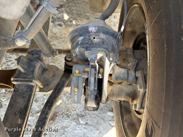 image for item YA5132 2019 Freightliner Business Class M2 rollback truck