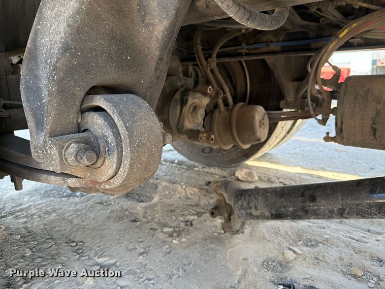 image for item YA5132 2019 Freightliner Business Class M2 rollback truck