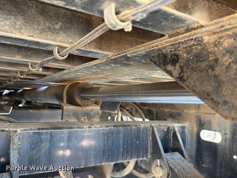 image for item YA5132 2019 Freightliner Business Class M2 rollback truck