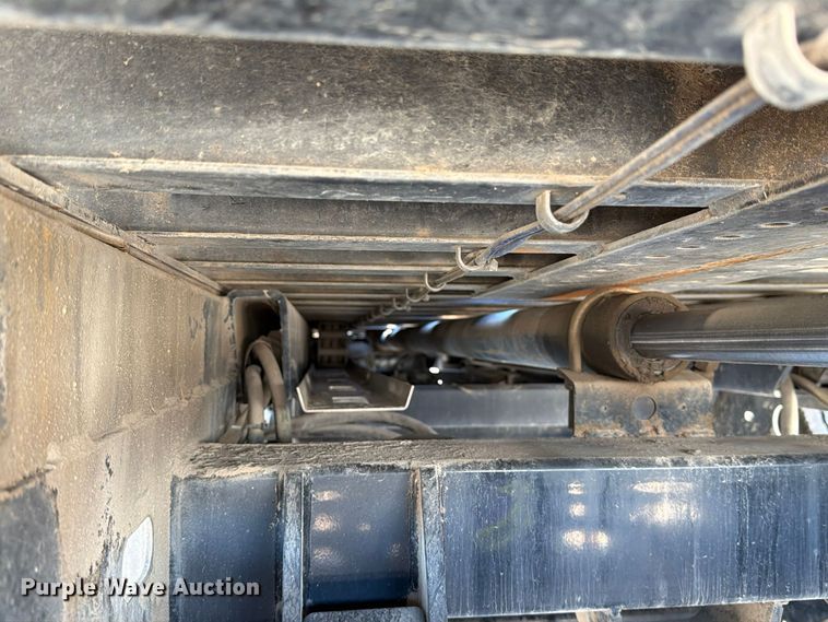 image for item YA5132 2019 Freightliner Business Class M2 rollback truck
