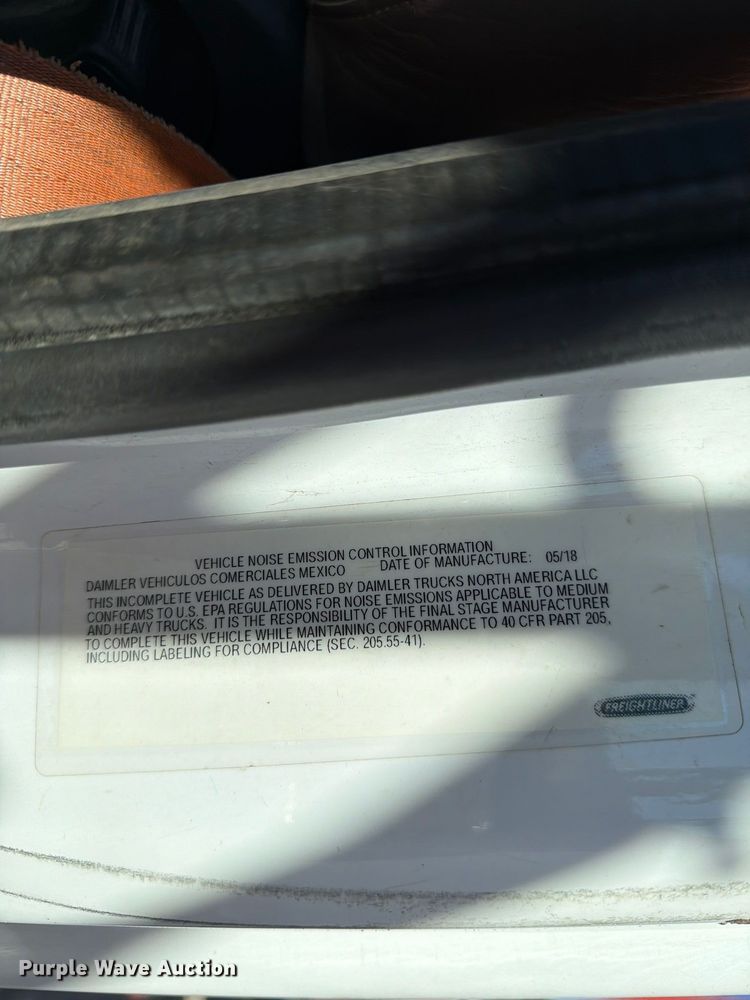 image for item YA5132 2019 Freightliner Business Class M2 rollback truck
