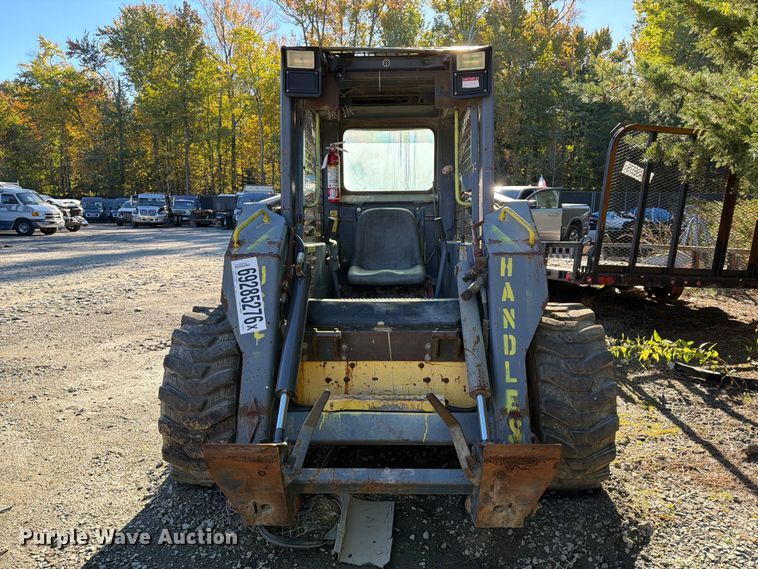 image for item YA5139 2000 New Holland LS180 skid steer loader