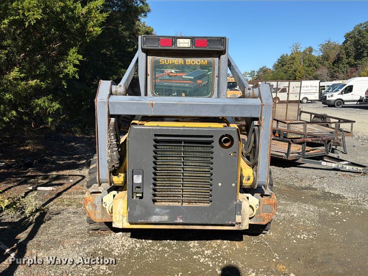 image for item YA5139 2000 New Holland LS180 skid steer loader