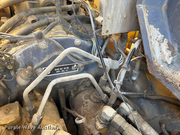 image for item YA5139 2000 New Holland LS180 skid steer loader