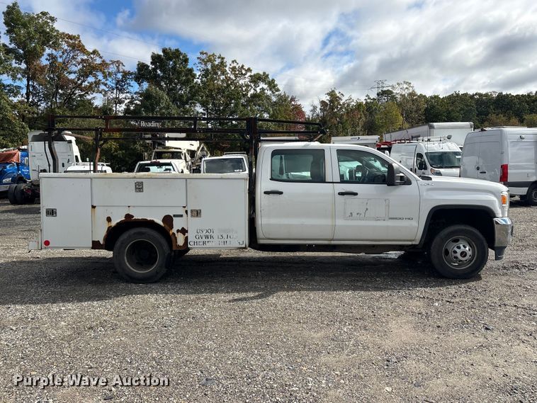 image for item YA5140 2016 GMC Sierra 3500HD Crew Cab utility bed pickup truck