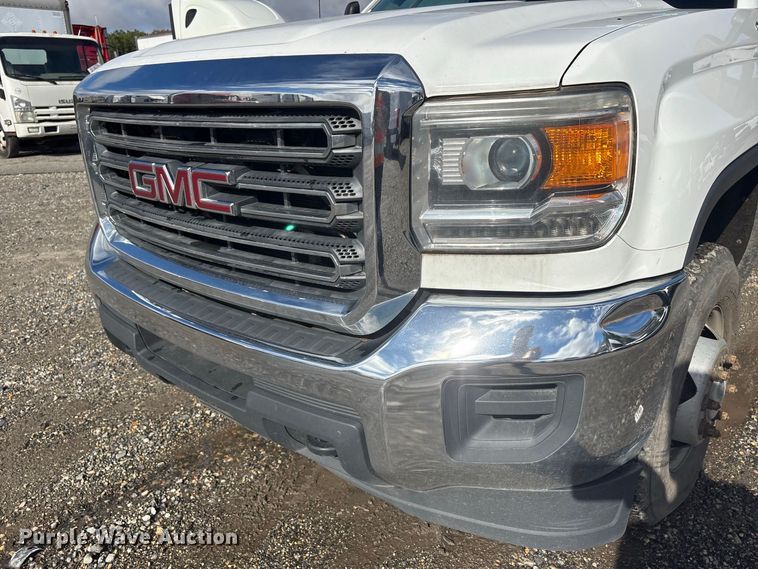 image for item YA5140 2016 GMC Sierra 3500HD Crew Cab utility bed pickup truck