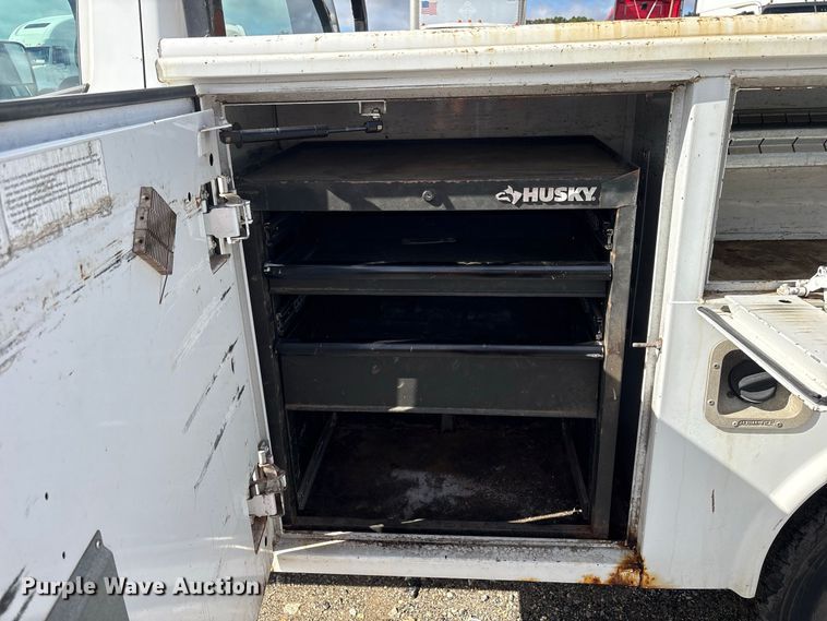 image for item YA5140 2016 GMC Sierra 3500HD Crew Cab utility bed pickup truck