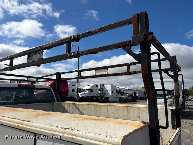 image for item YA5140 2016 GMC Sierra 3500HD Crew Cab utility bed pickup truck