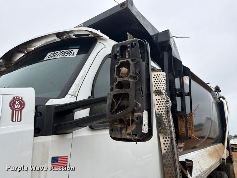 image for item YA5188 2023 Kenworth T880 dump truck