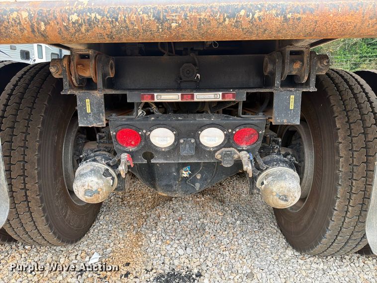 image for item YA5188 2023 Kenworth T880 dump truck