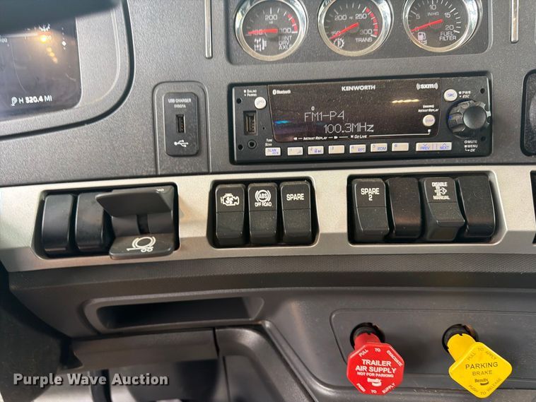image for item YA5188 2023 Kenworth T880 dump truck