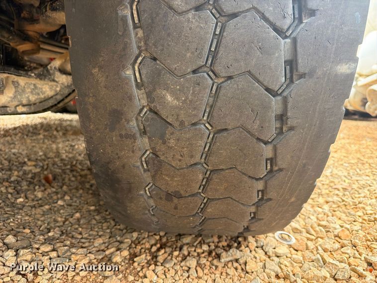 image for item YA5188 2023 Kenworth T880 dump truck