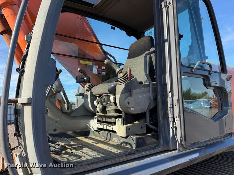 image for item YA5194 2006 Hitachi ZX350LC-3 excavator