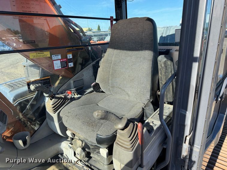 image for item YA5194 2006 Hitachi ZX350LC-3 excavator
