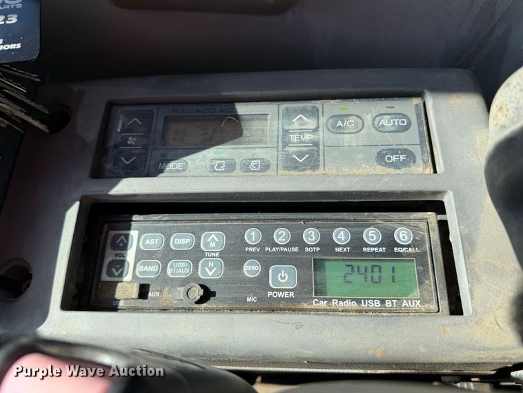 image for item YA5194 2006 Hitachi ZX350LC-3 excavator