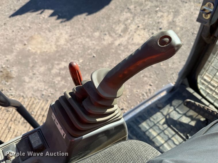 image for item YA5194 2006 Hitachi ZX350LC-3 excavator