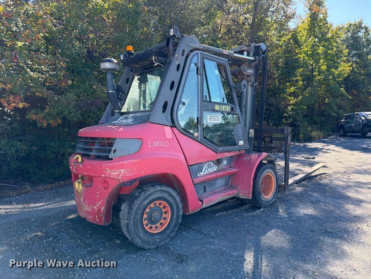 image for item YA5226 2010 Linde H80D forklift