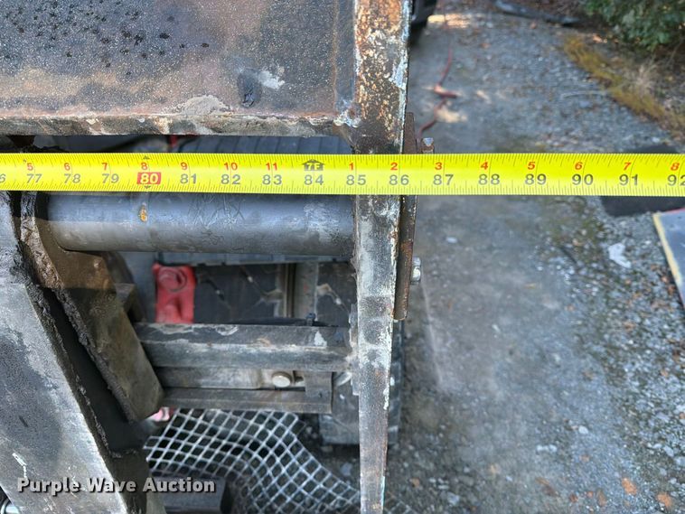 image for item YA5226 2010 Linde H80D forklift