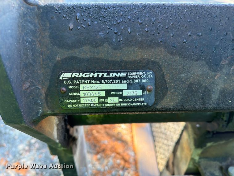 image for item YA5226 2010 Linde H80D forklift