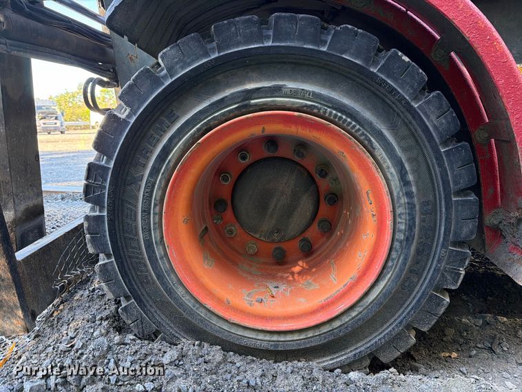image for item YA5226 2010 Linde H80D forklift