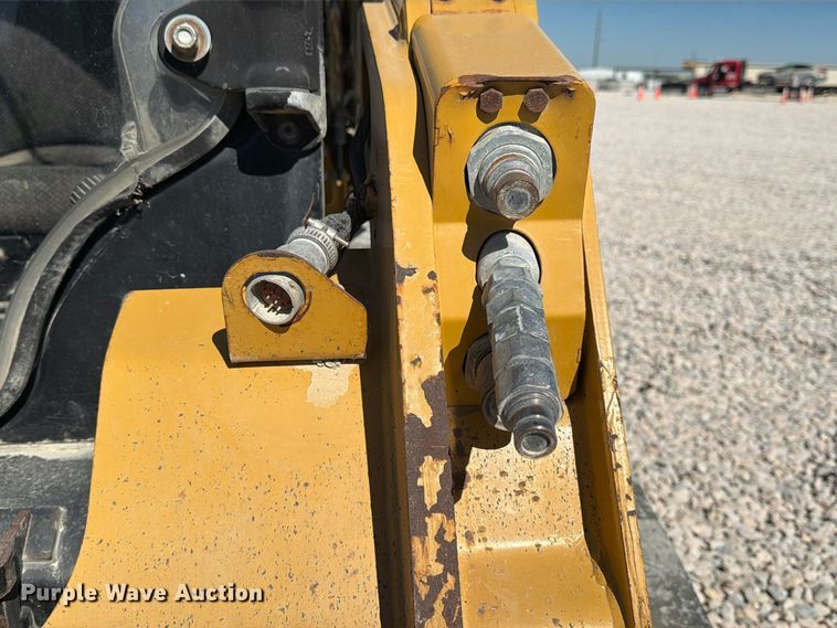 image for item YA5277 2019 Caterpillar 259D tracked skid steer loader