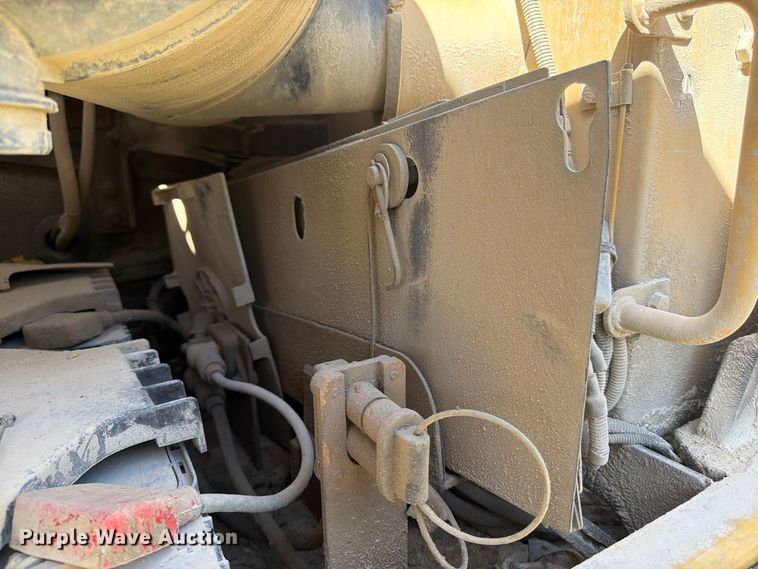 image for item YA5293 2007 Caterpillar 330D L excavator