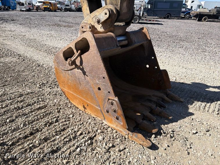 image for item YA5293 2007 Caterpillar 330D L excavator